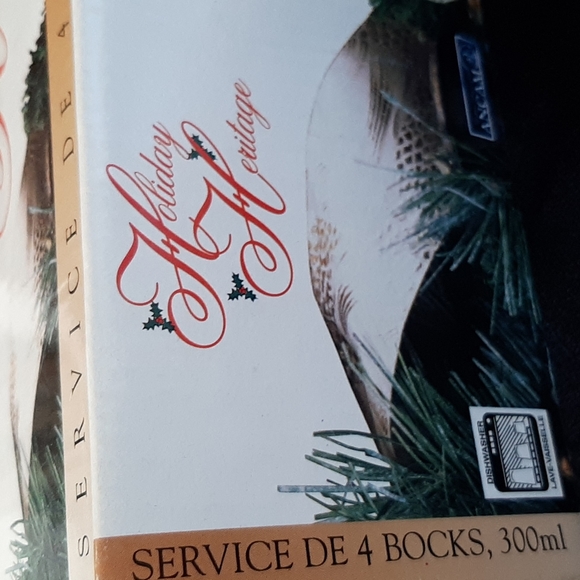 Vintage  holiday mug set never opened - Picture 4 of 4